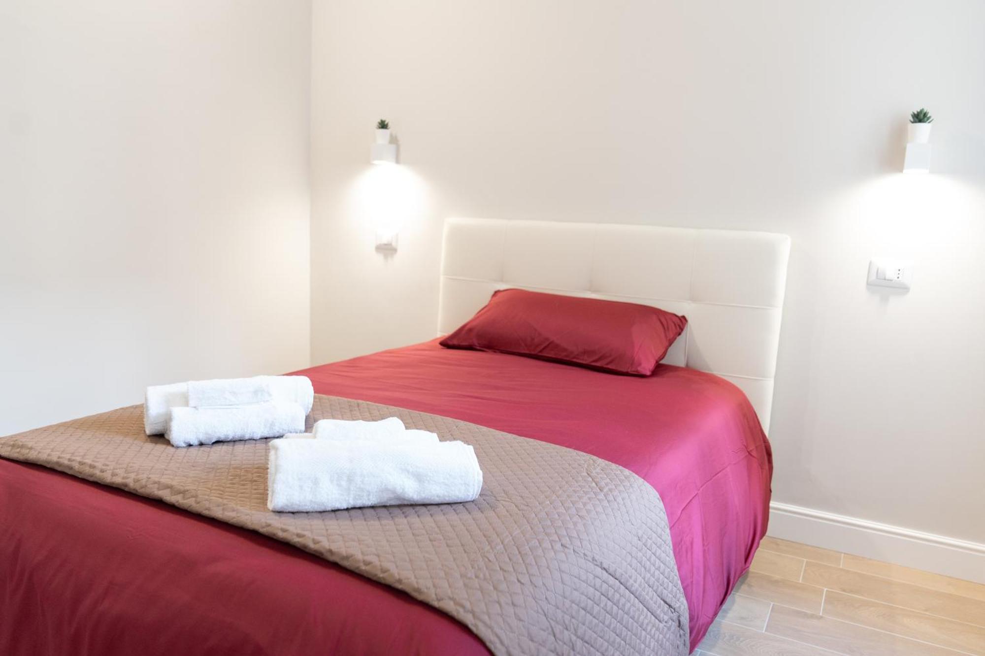 Casa Luna Nel Cuore Di Cagliari A 10 Minuti In Macchina Dalle Spiagge Piu Belle ภายนอก รูปภาพ