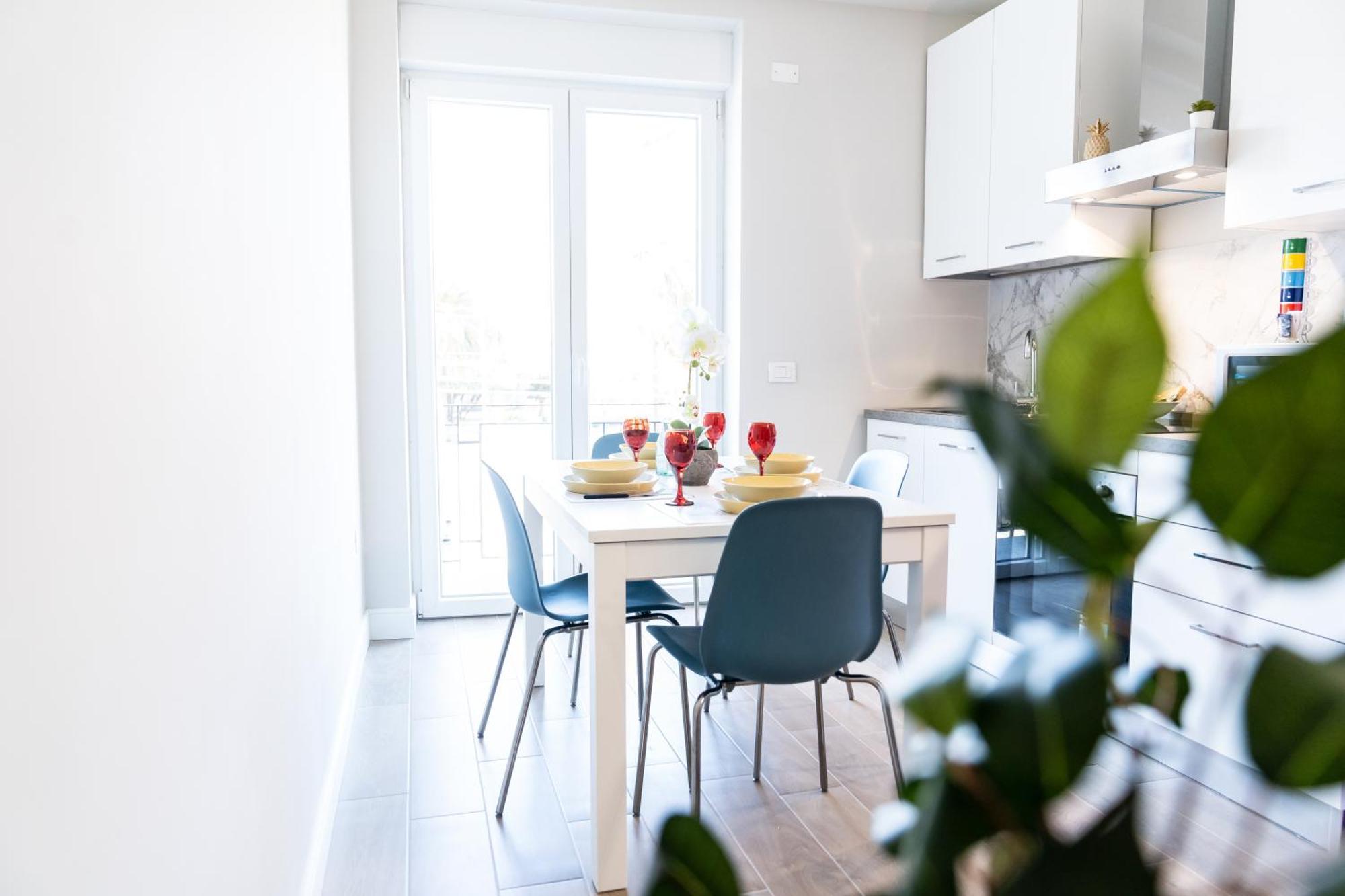 Casa Luna Nel Cuore Di Cagliari A 10 Minuti In Macchina Dalle Spiagge Piu Belle ภายนอก รูปภาพ