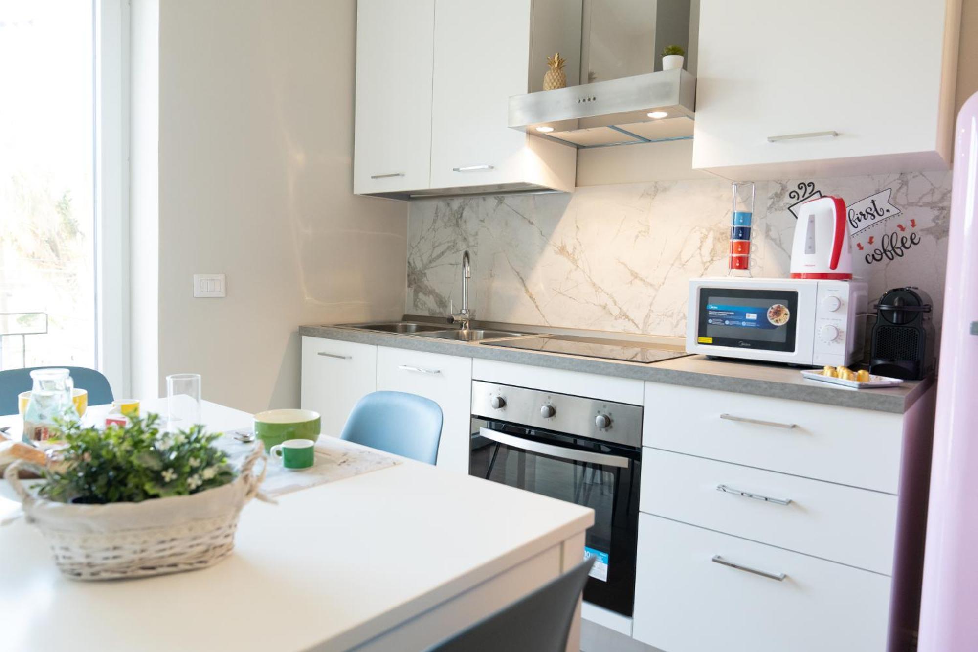 Casa Luna Nel Cuore Di Cagliari A 10 Minuti In Macchina Dalle Spiagge Piu Belle ภายนอก รูปภาพ